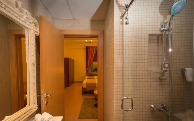 Al Safir Tower   Residence