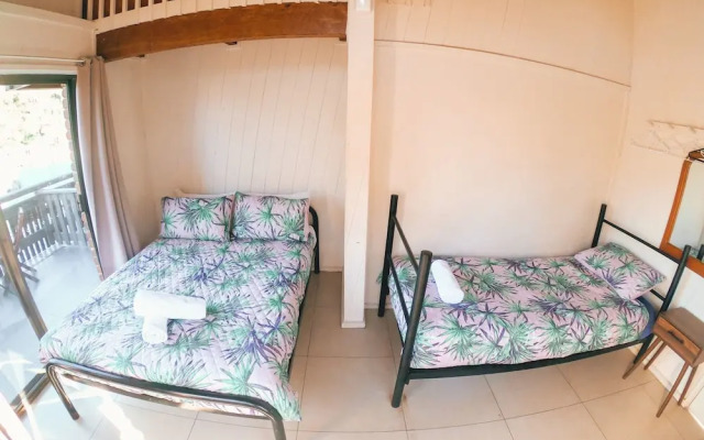 Aquarius Backpacker Resort