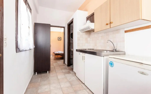 One Bedroom Apartment With Kitchenette# 12 A