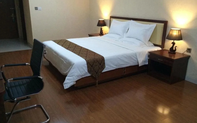 Green Tree Hotel