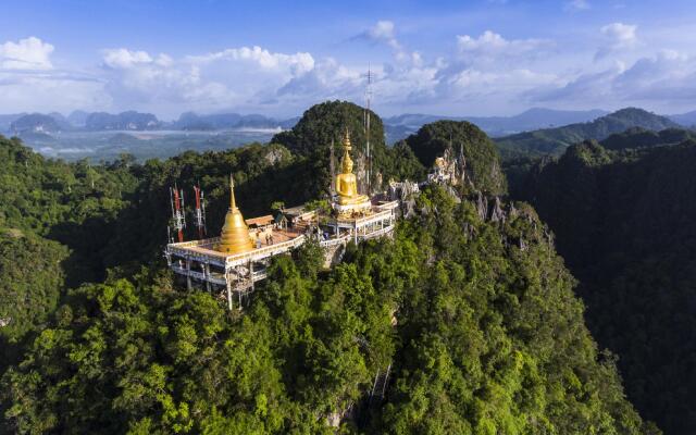 Отель Guest House Baan Atin