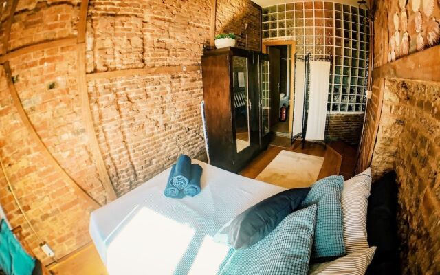 Отель Lollipop Flats Plaza Mayor Suite вид на фасад