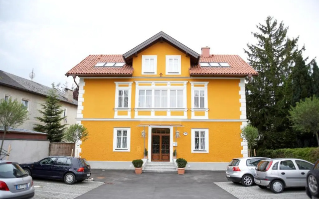 Villa Ceconi by Das Grüne Hotel zur Post - 100% B