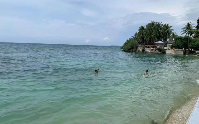 LUNA OSLOB TRAVELLERS INN - Beach Front