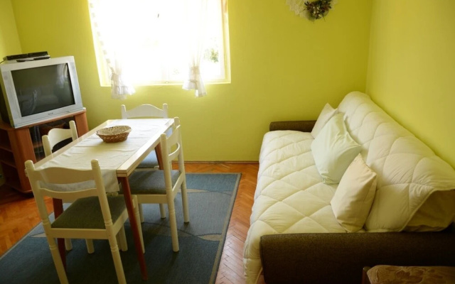 Miljenko - 150 m From Beach - A2