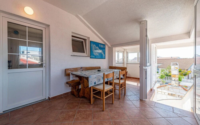 Awesome Apartment in Vir With Wifi and 2 Bedrooms