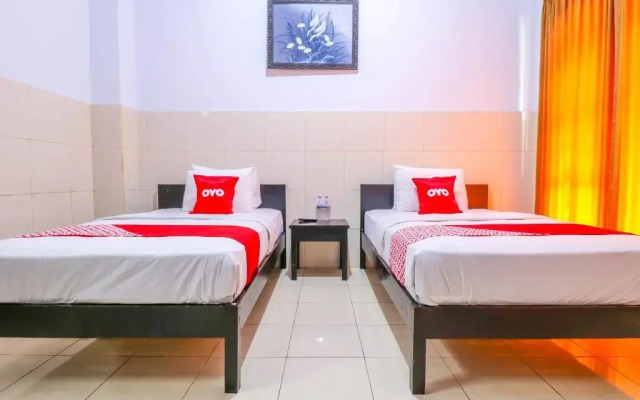 OYO 1952 Hotel Dewata IndahNearLumintang Park