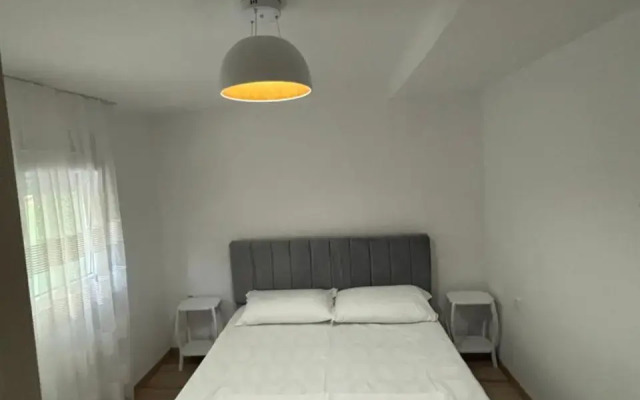 The English Hostel