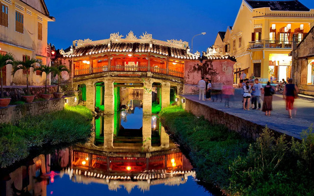 Отель River Suites Hoi An Hotel Вьетнам, Хойан - отзывы, цены и фото номеров - забронировать отель River Suites Hoi An Hotel онлайн вид на фасад