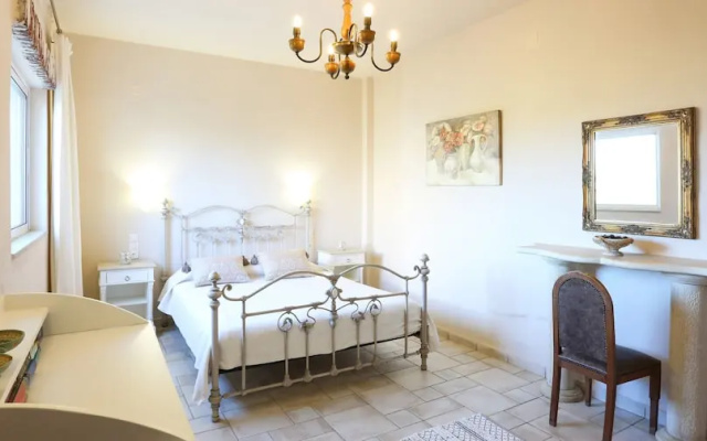 Villa Myrsini