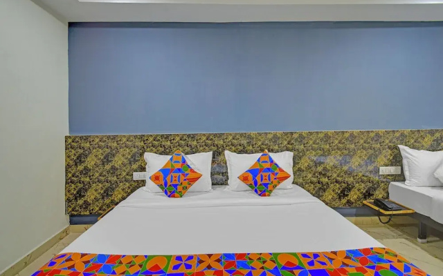 Fabhotel Rio