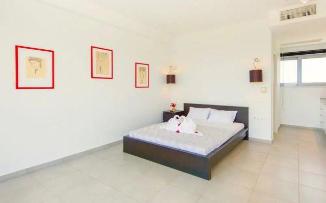 Pool Villa Stella Crete 500m From sea