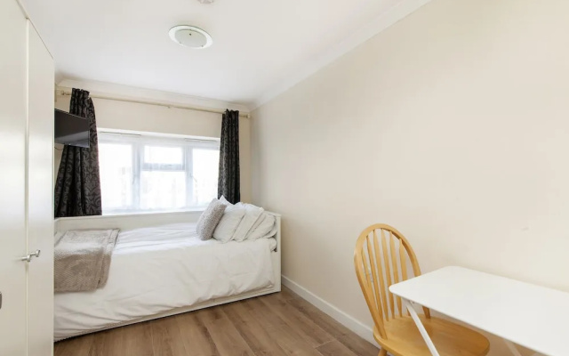 TH Serviced Apartment London