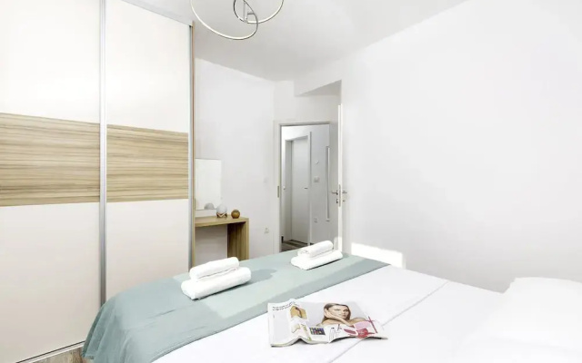 Apartment in Banjole Near Volme Beach