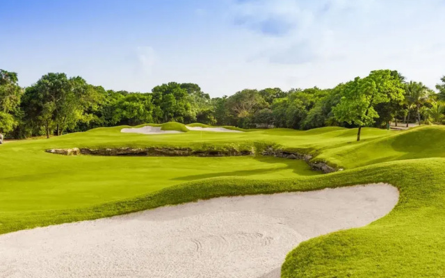Sunrise Room - Dolce Vita Caribe Golf