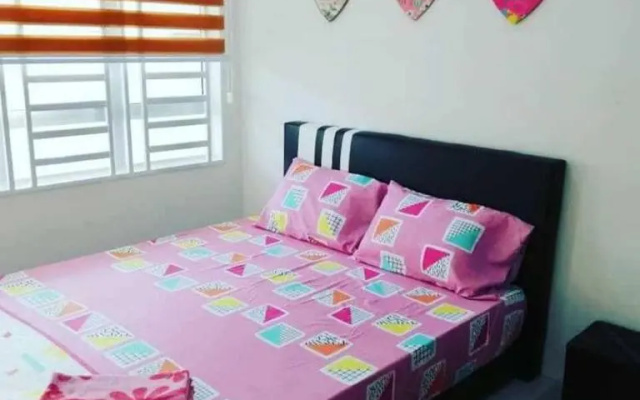 Nur Zahra Sungkai Homestay