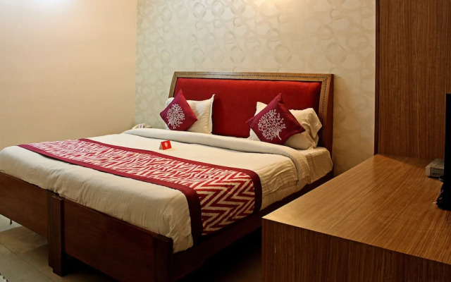 Fabhotel Sunrise Villa