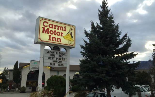 Carmi Motel