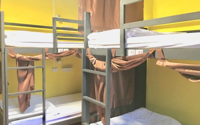 Your Hostel at Chiang Mai - Adults Only