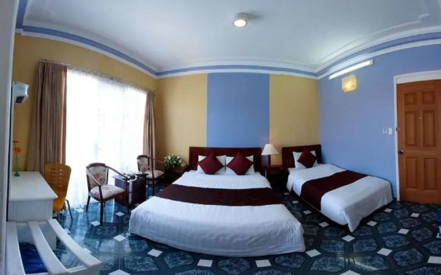 Nguyen Hung Hotel