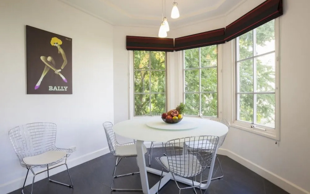 Boutique Stays - Wellington Mews, East Melbourne