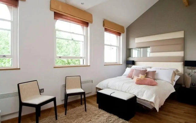 Space ApartHotel