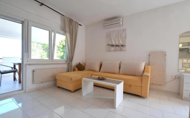 Apartment Buza