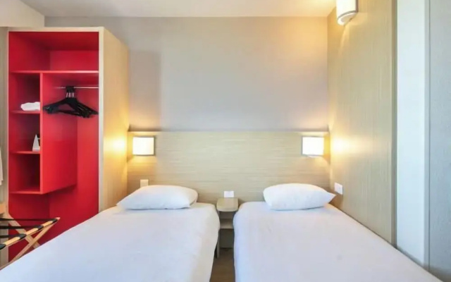 B&B Lyon Est Aeroport St Quentin Fallavie