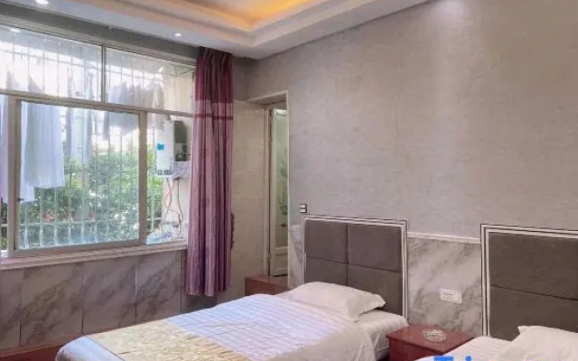 Xuanhan Qiyuan Business Hotel