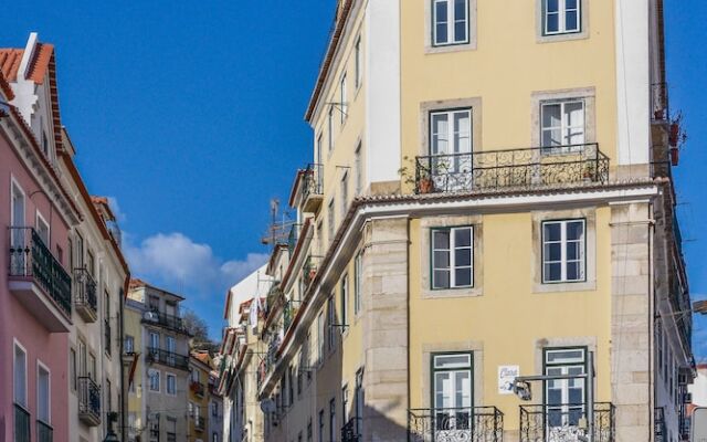 Апартаменты LxWay Apartments Alfama/Museu do Fado вид на фасад