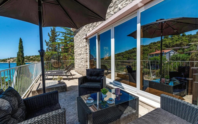 Nice Home in Vela Luka With Wifi