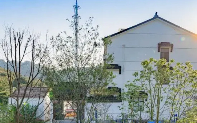Langlang Mountain Retreat
