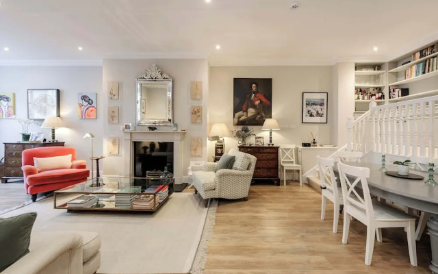 Divine Mews House - South Kensington