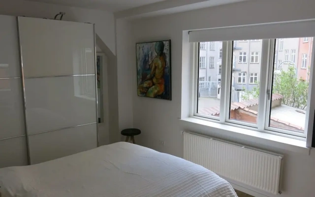 Apartment Perfect city location 768-1