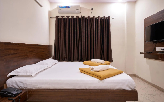 Hotel Ranjan Deluxe