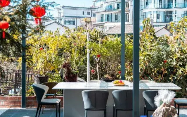 Dali Sanyinbang Courtyard Mountain Seaview Homestay (Shuanglang Qingshan Branch)