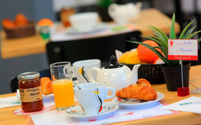 Brit Hotel Le Polder
