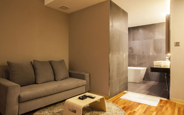 Suwon Top Cloud Hotel