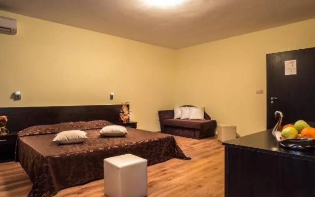 Family Hotel Sunny Hills