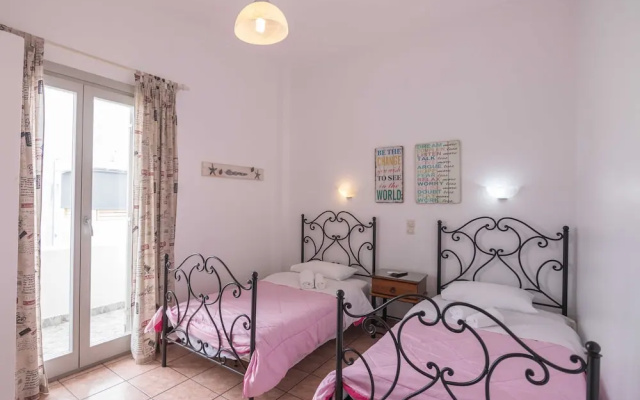 Madaky Hotel