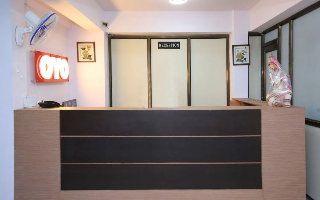 OYO 15094 Sukooon City View