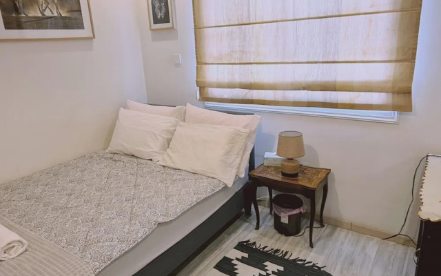 76 EGM - Stay Serenity Apartment
