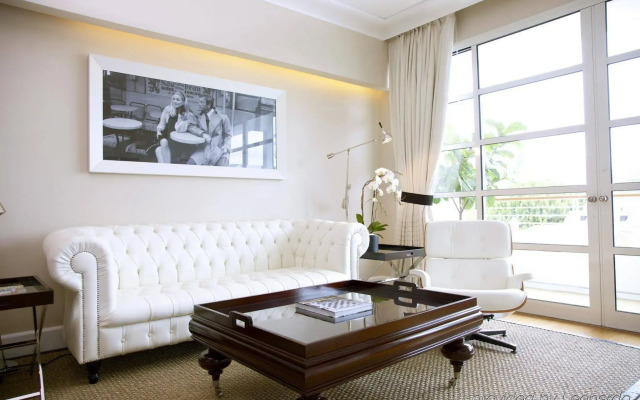Отель Cameo Beverly Hills, LXR Hotels & Resorts