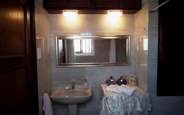 Sandy Beach Apt 26