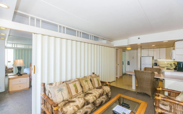 Spacious One Bedroom Harbor View Condos at Ilikai Marina With Private Balcony