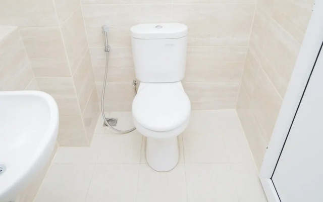Comfortable 2BR Apartment at Springwood Residence