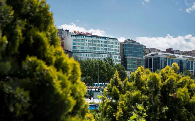 Clarion Hotel Golden Horn вид на фасад