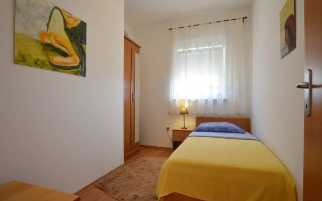 Frane Apartment