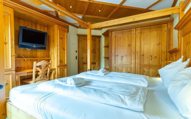 Cozy Apartment in Saalbach-hinterglemm With Sauna