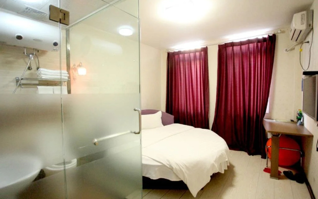 Linyang Hotel